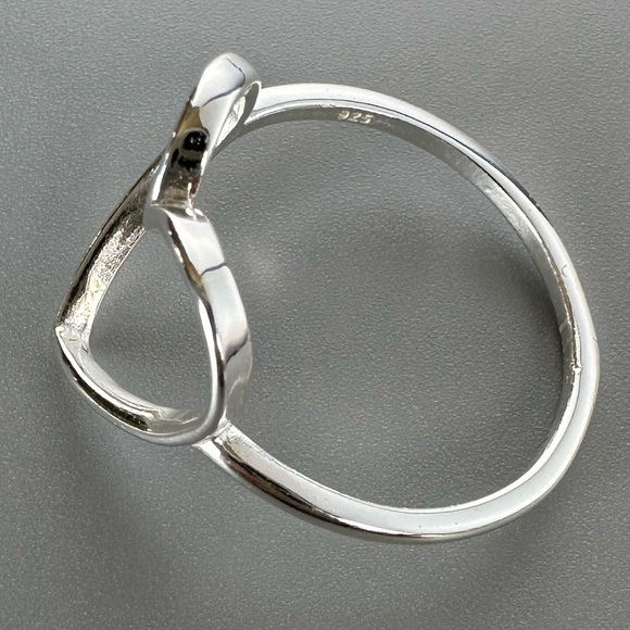 Sterling Silver Open Heart Ring - Minimalist Love Jewelry - Picture 5 of 14